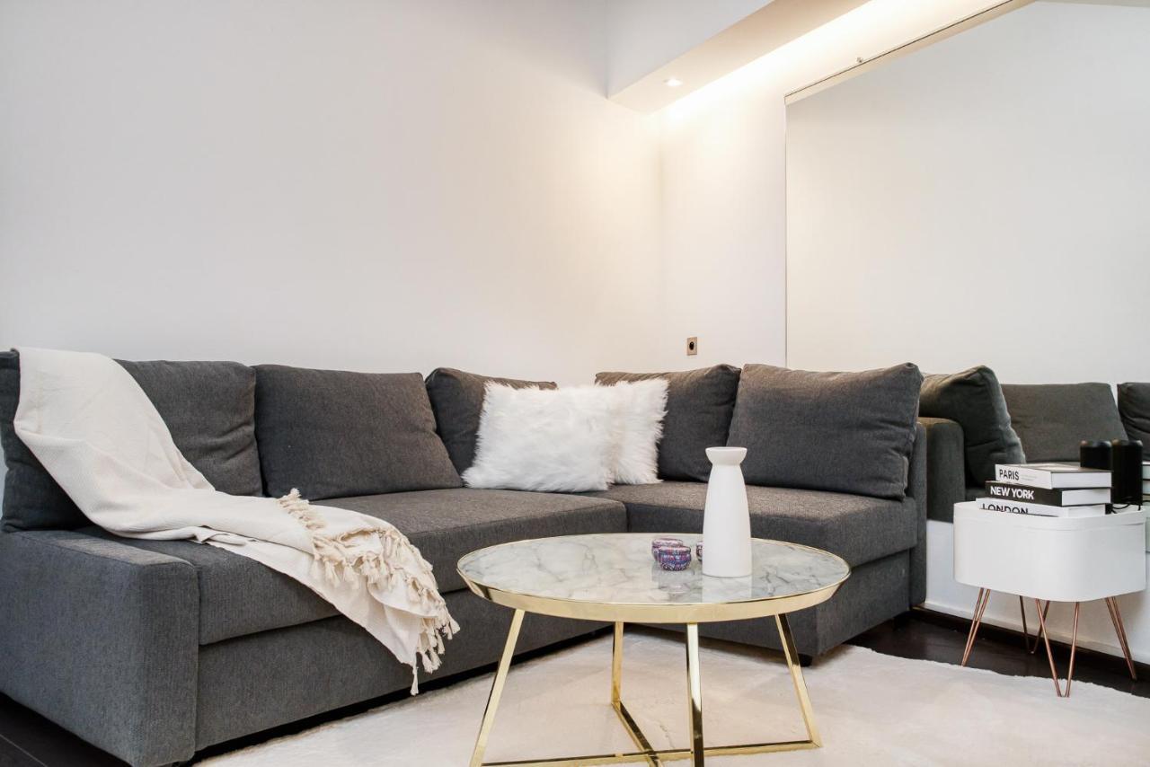 Appartement Place Des Lices Avec Parking 쎙뜨호뻬 외부 사진