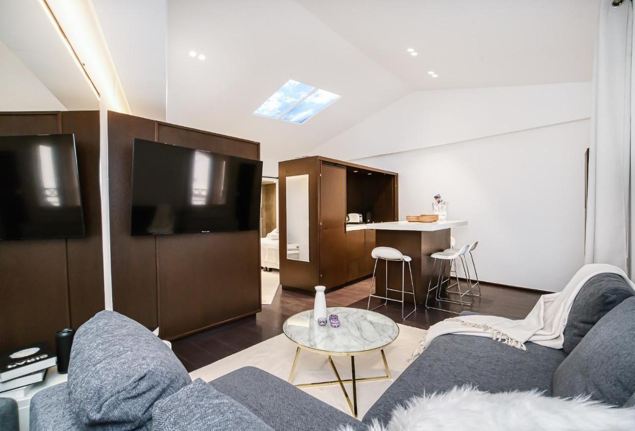 Appartement Place Des Lices Avec Parking 쎙뜨호뻬 외부 사진